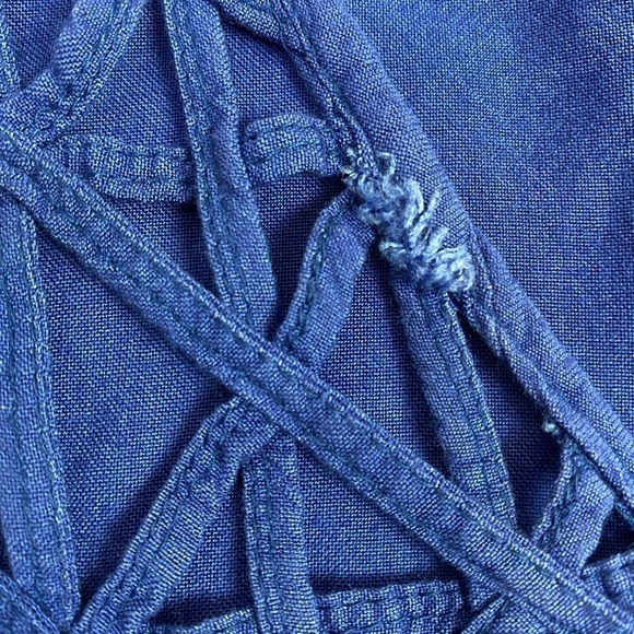 ⭐️VINTAGE AGAPO Open Weave Royal Blue Vest - Picture 7 of 8